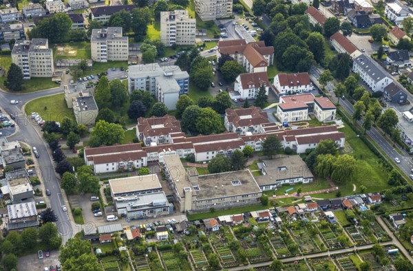 Aerial view of the AWO retirement home Hermann-Görlitz-Seniorenzentrum, Bergkamen, Ruhr area, North Rhine-Westphalia, Germany, DE, Europe, aerial photo, birds-eyes view, aerial photography, aerial photography, overview, bird's eye view, retirement home, nursing home, retirement residence