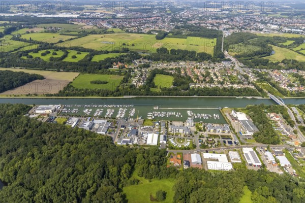 Aerial view, Yacht harbour Marina Rünthe in Bergkamen, Ruhr area, North Rhine-Westphalia, Germany, Bergkamen, inland navigation, DE, Datteln-Hamm canal, Europe, aerial view, aerial photography, aerial photography, motor boats, overview, bird's eye view, yachts, marina, birds-eyes view, overview