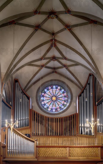 Interior view, organ, organ loft, rose window, rose window, Evangelische Stadtkirche, Bad Cannstatt, Stuttgart, Baden-Württemberg, Germany