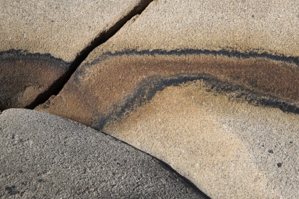 Rocky coast, Bohus granite, cracks in the rock, Ramsvik, Naturreservat Ramsviklandet, Bohuslän, Skagerrak, Sotenäs, Västra Götalands län, Sweden