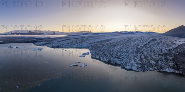 Glacier tongue of the Vatnajökull glacier, Vatnajökull National Park, South Iceland, Iceland
