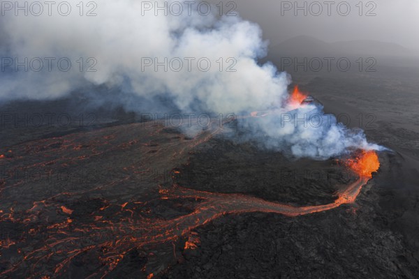 Volcanic eruption, Sundhnúkur crater chain, near Grindavik, Reykjanes Peninsula, Southwest Iceland, Iceland