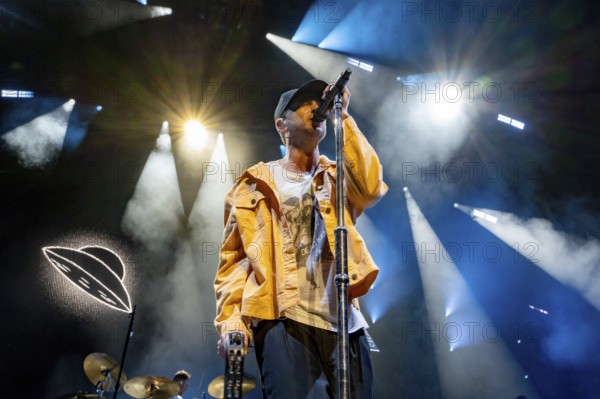Ryan Tedder, singer of OneRepublic live on Escape to Europe 2025 Tour at the Berlin Uber Arena on 02.10.2025