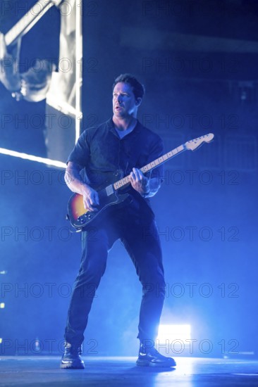 Zach Filkins, guitarist of OneRepublic live on Escape to Europe 2025 Tour at the Uber Arena in Berlin on 02.10.2025