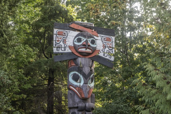 Totem Pole, Stanley Park, Vancouver, Canada