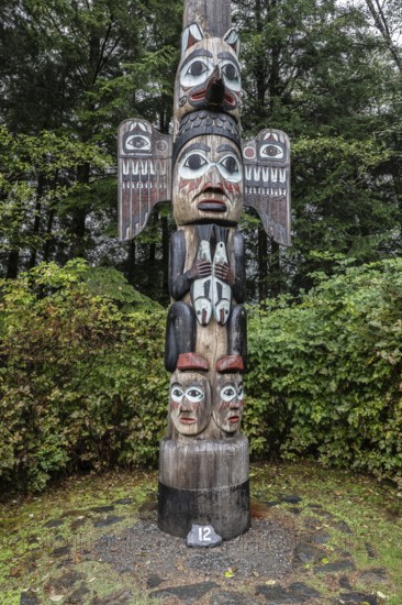 Totem Pole, Stanley Park, Vancouver, Canada