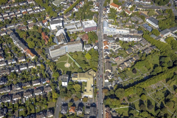 Aerial view, Johanniter-Kliniken Hamm Evangelisches Krankenhaus Hamm, Seniorencampus Baustelle mit Neubau an der Werler Straße Ecke Blumenstraße, Mitte, Hamm, Ruhr Area, North Rhine-Westphalia, Deutschland, Altenheim, Altenwohnheim, Altersheim, Bauarbeiten, Baugebiet, Baugelände, Baugrundstücke, Baumaßnahme, Bauprojekt, Baustelle, Betreuung und Pflege, DE, Europa, healthcare, hospital, heliport, clinic, hospital, hospital, aerial photography, aerial photography, medical facility, medical aid, new building, care facility, retirement home, retirement residence, retirement home, retirement centre, overview, bird's-eye view, overview, medical care