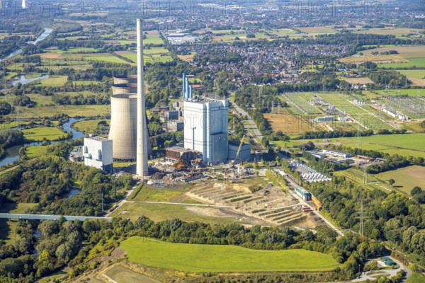 Aerial view, RWE Generation SE Gersteinwerk power plant, demolition work, Bockum-Hövel, Hamm, Ruhr area, North Rhine-Westphalia, Germany, construction work, construction area, construction site, building site, construction measure, construction site, DE, power plant, Europe, power plant, aerial photograph, aerial photography, aerial photography, chimney, tower, overview, bird's-eye view, bird's-eye view, overview