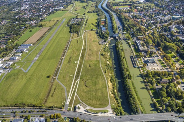 Aerial photograph, Hamm-Lippewiesen airfield and the Datteln-Hamm canal and Lippe river experience area, Hamm Mattenbecke sewage treatment plant and Hamm lock, Heessen district, Hamm, Ruhr area, North Rhine-Westphalia, Germany, DE, Europe, flight emission, airport, aircraft noise, airfield, sewage treatment plant, runway, aerial photograph, aerial photography, aerial photography, lock, runway, overview, bird's-eye view, bird's-eye view, overview