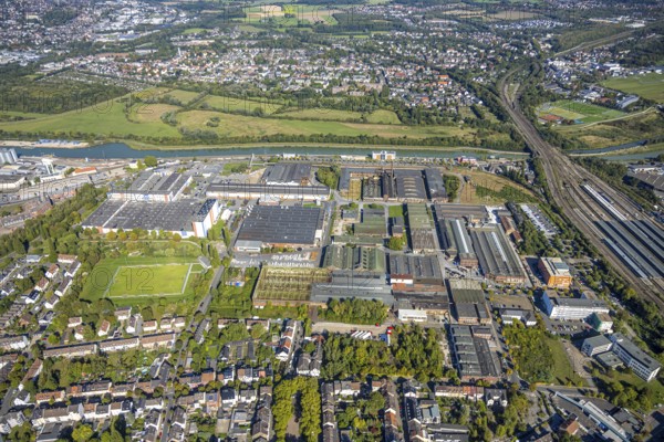 Aerial view, harbour at Datteln-Hamm canal, industrial area Hafenstraße and Dortmunder Straße, voestalpine Böhler plant, central station, Hamm, Ruhr area, North Rhine-Westphalia, Germany, DE, Europe, commercial enterprise, commercial area, commercial property, commercial location, commercial use, harbour, harbour area, harbour area, harbour overview, industrial area, industrial location, aerial view, aerial photography, aerial photography, overview, bird's eye view, birds-eyes view, overview