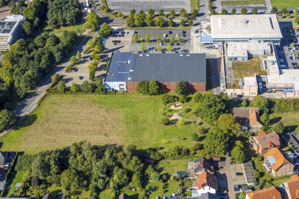 Aerial view, Westpress arena, beta Finanz Eissportarena Hamm, Lidl supermarket, Uentrop, Hamm, Ruhr area, North Rhine-Westphalia, Germany, DE, shopping, shopping centre, shopping plaza, shopping mall, ice rink, Europe, events, culture, art, aerial photography, aerial photography, aerial photography, multi-purpose hall, local supply centre, shopping centre, sports, supermarket, theatre, overview, events, venue, event location, event centre, bird's eye view, birds-eyes view, cultural use, overview