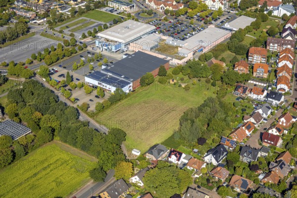 Aerial view, Westpress arena, beta Finanz Eissportarena Hamm, Lidl supermarket, Uentrop, Hamm, Ruhr area, North Rhine-Westphalia, Germany, DE, shopping, shopping centre, shopping plaza, shopping mall, ice rink, Europe, events, culture, art, aerial photography, aerial photography, aerial photography, multi-purpose hall, local supply centre, shopping centre, sports, supermarket, theatre, overview, events, venue, event location, event centre, bird's eye view, birds-eyes view, cultural use, overview