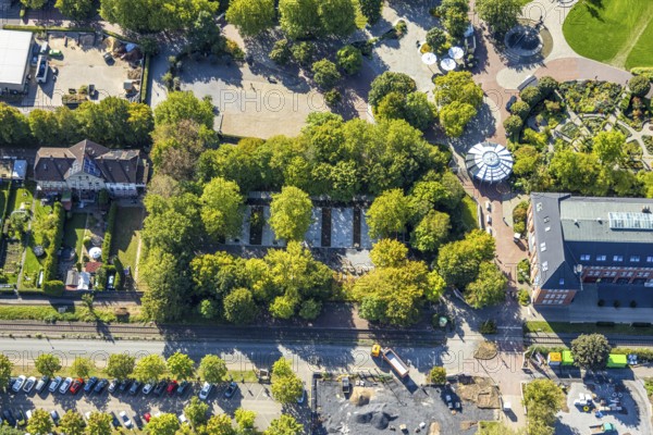 Aerial view, construction site entrance area Maximilianpark, Uentrop, Hamm, Ruhr area, North Rhine-Westphalia, Germany, construction work, construction area, construction site, building plots, construction project, construction site, education, educational institution, DE, Europe, grammar school, teaching institute, aerial view, aerial photography, aerial photography, MaxiPark, new building, school, overview, conversion, bird's eye view, Werner-Figgen-Weg, bird's eye view, overview