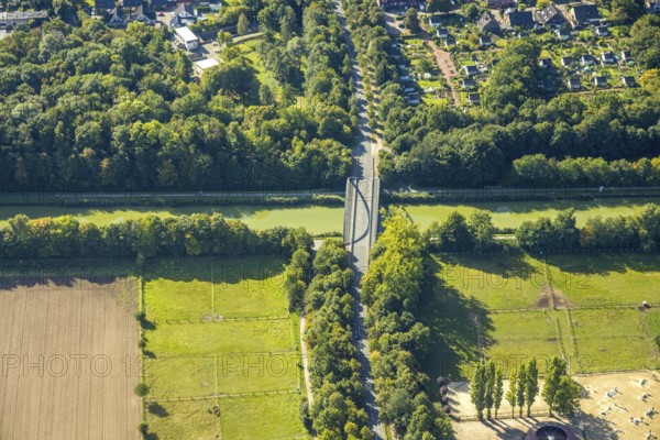 Aerial view, Ostwennemarstraße bridge over the Datteln-Hamm canal, Uentrop, Hamm, Ruhr area, North Rhine-Westphalia, Germany, bridge, DE, Europe, canal, aerial view, aerial photography, aerial photography, road traffic, overview, bird's-eye view, overview