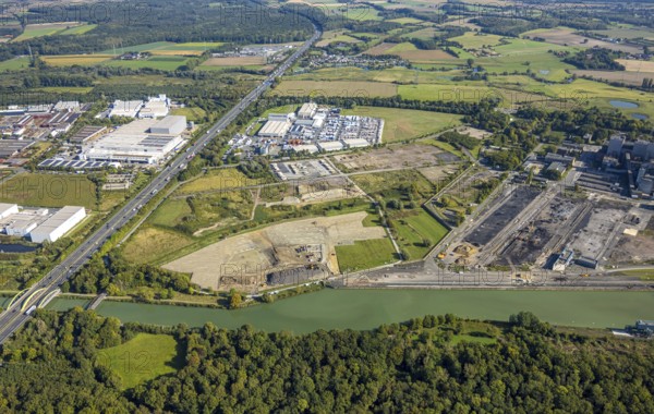 Aerial view, commercial area Siegenbeckstraße, construction site Geithe, planned motorway A2 junction Siegenbeckstraße, Uentrop, Hamm, Ruhr area, North Rhine-Westphalia, Germany, construction work, construction area, construction site, building plots, construction project, construction site, DE, Europe, commercial enterprise, commercial area, commercial area, commercial property, commercial site, commercial use, industrial area, industrial site, aerial view, aerial photography, aerial photography, new construction, road signpost, road traffic, overview, bird's-eye view, overview