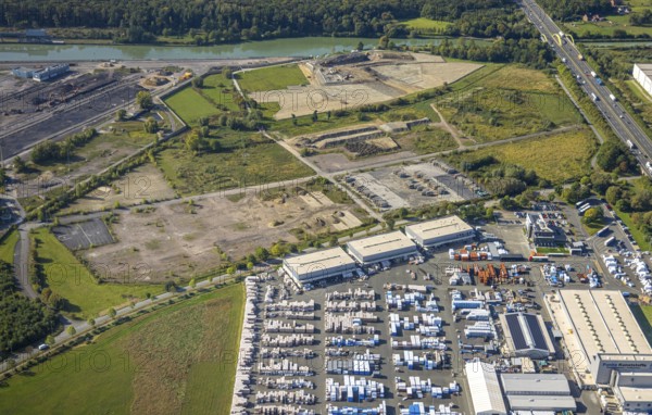 Aerial view, construction site between Geithe and Siegenbeckstraße, deconstruction at the harbour construction area Geithe at the Datteln-Hamm canal at the RWE power plant Westfalen, Funke Kunststoffe GmbH plant and planned motorway A2 junction Siegenbeckstraße, Uentrop, Hamm, Ruhr area, North Rhine-Westphalia, Germany, construction work, construction area, construction site, building plots, construction measure, construction project, construction site, DE, Europe, aerial view, aerial photography, aerial photography, new construction, overview, bird's eye view, overview