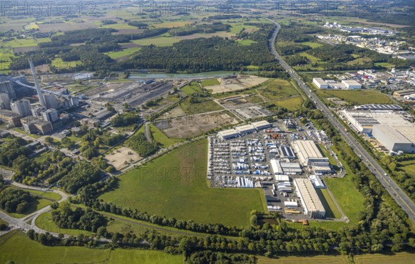 Aerial view, construction site between Geithe and Siegenbeckstraße, deconstruction at the harbour construction area Geithe at the Datteln-Hamm canal at the RWE power plant Westfalen, Funke Kunststoffe GmbH plant and planned motorway A2 junction Siegenbeckstraße, Uentrop, Hamm, Ruhr area, North Rhine-Westphalia, Germany, construction work, construction area, construction site, building plots, construction measure, construction project, construction site, DE, Europe, aerial view, aerial photography, aerial photography, new construction, overview, bird's eye view, overview