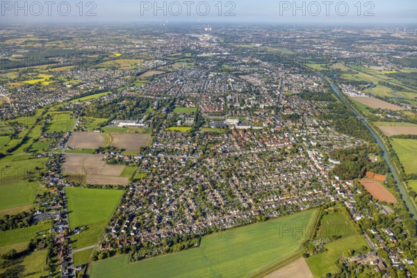 Aerial view, residential area local view district Werries, Datteln-Hamn-Kanal, distant view, Uentrop, Hamm, Ruhr area, North Rhine-Westphalia, Germany, DE, Europe, property tax, real estate, aerial view, aerial photography, aerial photography, overview, bird's eye view, residential area, living and living, residential area, residential quality, residential neighbourhood, housing estate, residential area, birds-eyes view, overview