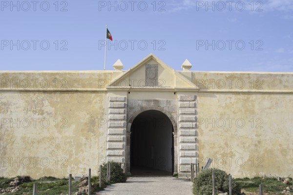 Fort Fortaleza de Sagres, Entrance, Ponta de Sagres, Sagres, Algarve, Portugal