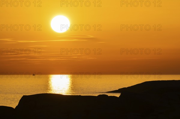 Sunset by the sea, archipelago landscape, Smögen, Smögenbryggan, Västra Götalands Län, Bohuslän, Sweden