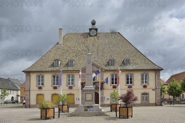 Town Hall, Hotel de Ville, Neuf-Brisach, Departement Haut-Rhin, Alsace, France