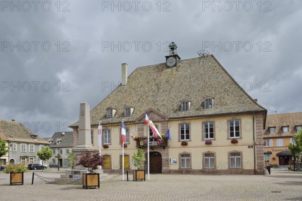 Town Hall, Hotel de Ville, Neuf-Brisach, Departement Haut-Rhin, Alsace, France