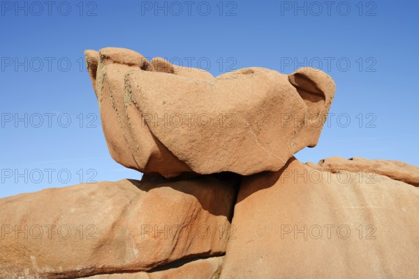 Granite rocks on the Cote de Granit Rose coast near Ploumanac'h, Cotes-d'Armor, Brittany, France