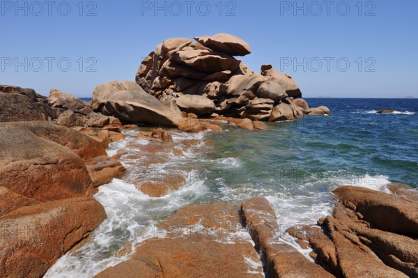 Granite rocks on the Cote de Granit Rose coast near Ploumanac'h, Cotes-d'Armor, Brittany, France