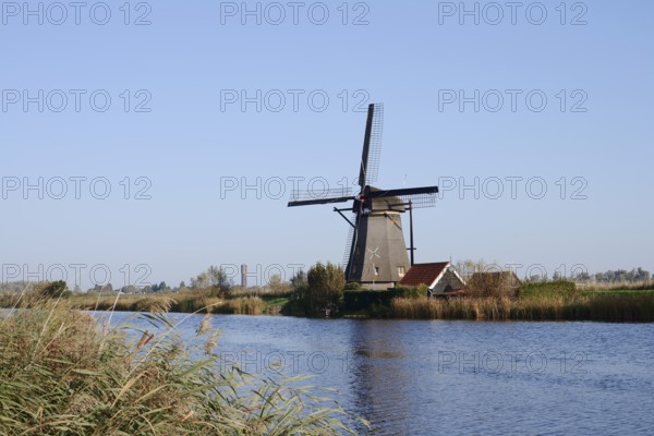 Historic windmill, UNESCO World Heritage Site, Kinderdijk, South Holland, Netherlands