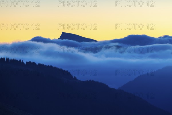 View from the Furkajoch to the Hoher Ifen, mountain peak above the sea of fog, dawn, dawn, autumn, Vorarlberg, Austria