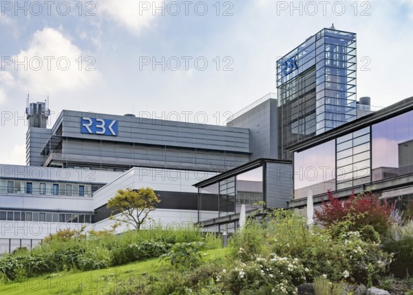 Robert-Bosch-Krankenhaus (RBK), foundation hospital of the Robert Bosch Stiftung with 1191 beds. Exterior view. Academic teaching hospital of the University of Tübingen. Stuttgart, Baden-Württemberg, Germany