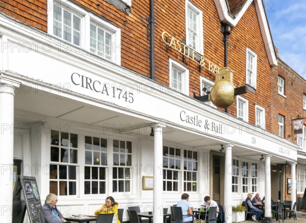 Frontage of historic building, Castle and Ball hotel public house, Marlborough, Wiltshire, England, UK