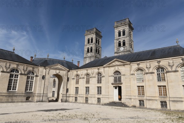 Centre Mondial de las Paix, World Peace Centre, World Centre for Peace, Freedom and Human Rights, historic building, Verdun, Département Meuse, Grand Est, France