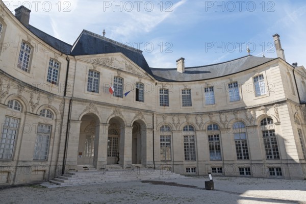 Centre Mondial de las Paix, World Peace Centre, World Centre for Peace, Freedom and Human Rights, historic building, Verdun, Département Meuse, Grand Est, France