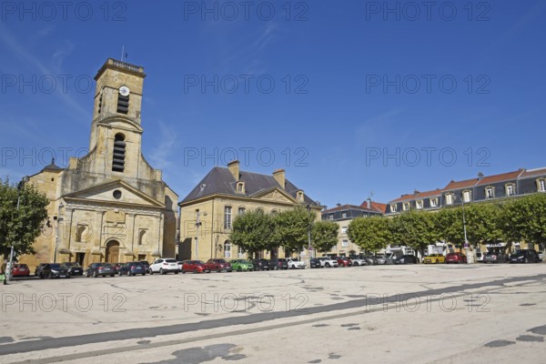 Church of Saint-Dagobert, former town hall, historical monument, Place Darche, parade square, Longwy, Département Meurthe-et-Moselle, Grand Est, France