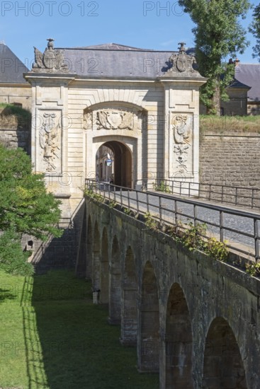 Porte de France, fortress gate, bridge, fortress wall, fortress moat, citadel, Vauban fortifications, UNESCO World Heritage Site, Longwy, Département Meurthe-et-Moselle, Grand Est, France