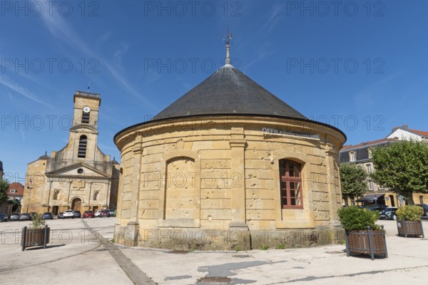 Tourist information centre, Saint-Dagobert church, historical monument, Place Darche, parade square, Longwy, Département Meurthe-et-Moselle, Grand Est, France