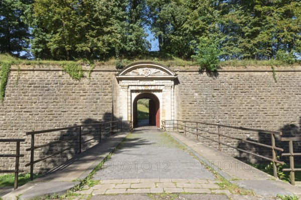 Fortress gate, bridge, fortress wall, fortress moat, citadel, Vauban fortress, UNESCO World Heritage Site, Longwy, Département Meurthe-et-Moselle, Grand Est, France