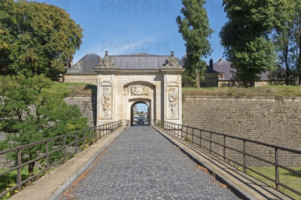 Porte de France, fortress gate, bridge, citadel, Vauban fortifications, UNESCO World Heritage Site, Longwy, Département Meurthe-et-Moselle, Grand Est, France
