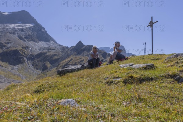 Mountain panorama, summit cross, hiking area, hiker, break, Uttendorf Pinzgau