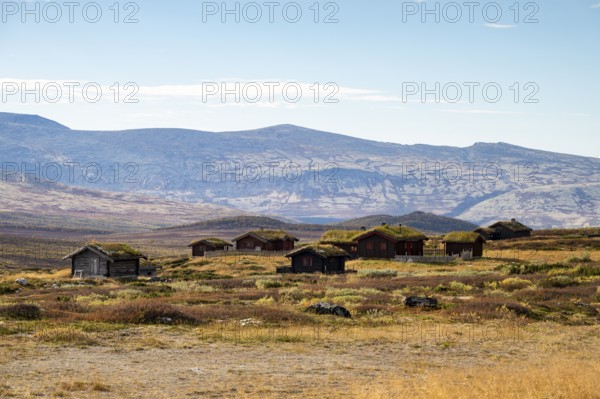 Cabins in the fells, Grimsdalen, Rondane, Dovre, Norway