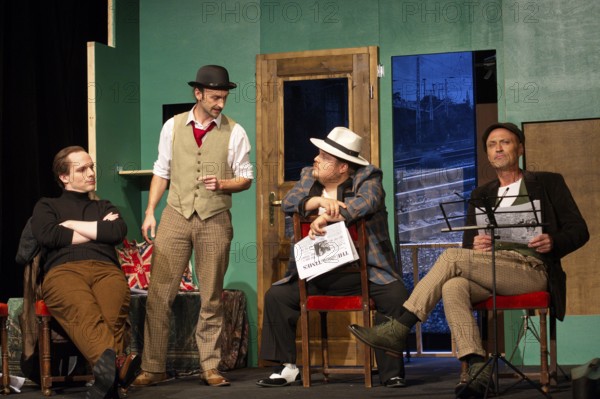 Henning Wolff (Louis Harvey), Thilo Herrmann (Prof. Marcus), Pablo Nina Toculescu (Willie Knoxton), Silvio Hildebrandt (Dr Courtenay), LADYKILLERS, photo rehearsal on 29.09.2025 at the Berliner Kriminaltheater, Berlin, premiere: 15.10.2025