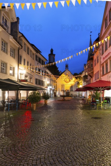 Historic houses, Häusergasse, fountain, sunshades, blue hour, St John's Church, market square, Feldkirch, Vorarlberg, Austria