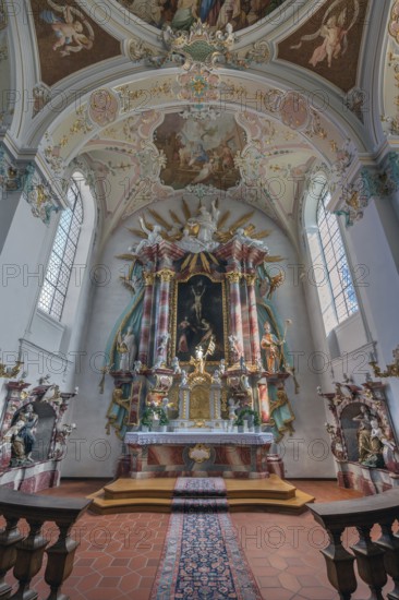 Church of St Gallus and Ulrich, main altar and ceiling frescoes, Kisslegg, Allgäu, Baden-Württemberg, Germany