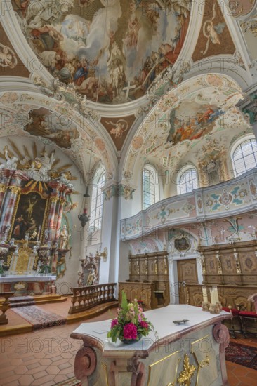 Church of St Gallus and Ulrich, side gallery, main altar, choir stalls and ceiling frescoes, Kisslegg, Allgäu, Baden-Württemberg, Germany