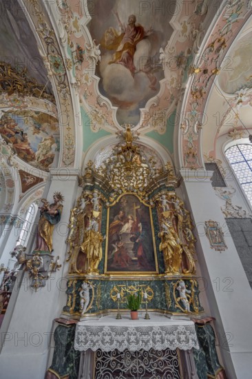 Church of St Gallus and Ulrich, side altar with ceiling frescoes and figures of saints, Kisslegg, Allgäu, Baden-Württemberg, Germany