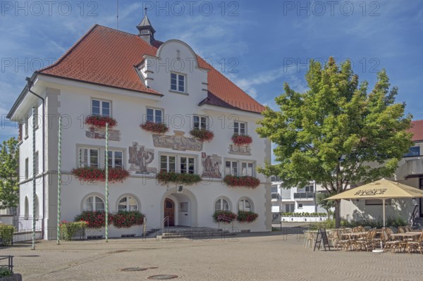 The town hall, the façade tells of the highlights of the town's history, Kisslegg, Allgäu, Baden-Württemberg, Germany