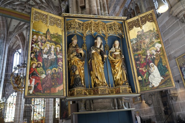 Magnificent altar with detailed figures and gilded decorations, Church of St Lawrence, Nuremberg, Middle Franconia, Franconia, Bavaria, Germany