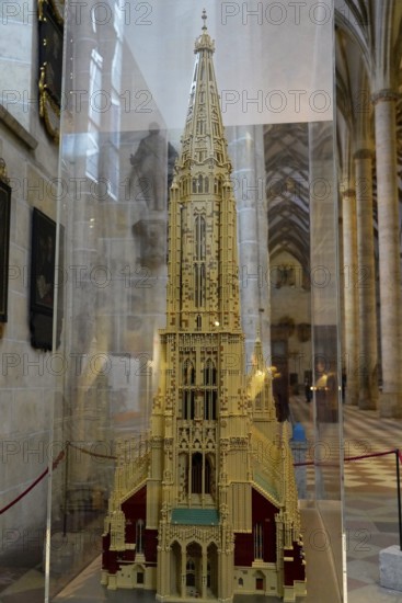 The interior of the largest Protestant church in Germany. It has the world's highest church tower, Ulm Minster, Germany, Europe, Detailed model of a church tower in a glass case, Ulm