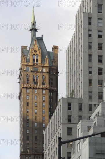 Detail of a old and new skyscraper in New York (USA)